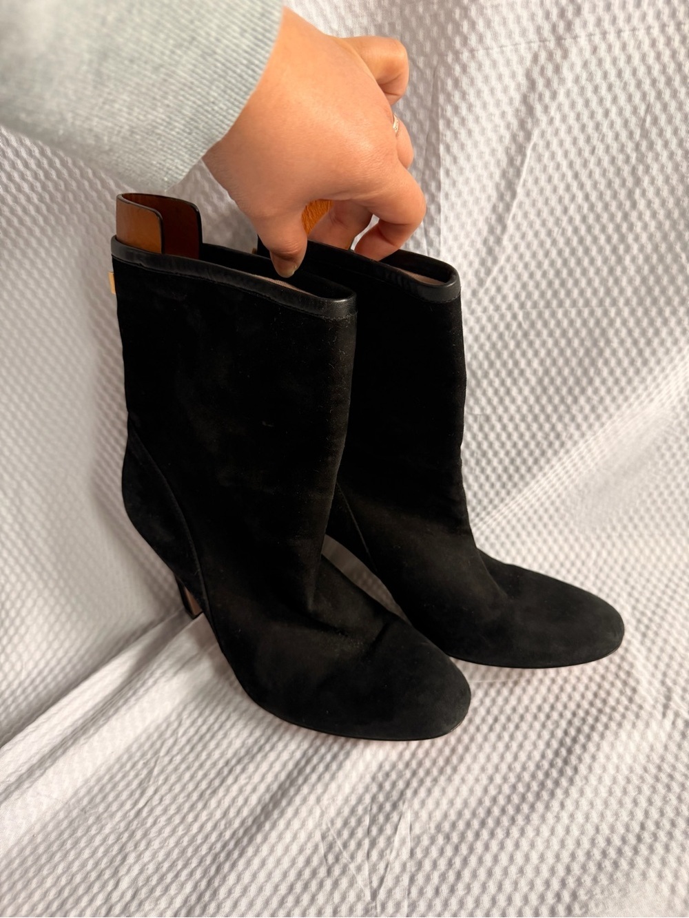 Stuart Weitzman Black Suede Sexy Ankle Boots Size 7.5W w/ gold and tan acccent